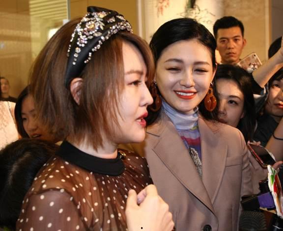 爆料小姐妹后续视频大全,精彩瞬间回顾 第3张 爆料小姐妹后续视频大全,精彩瞬间回顾 第3张